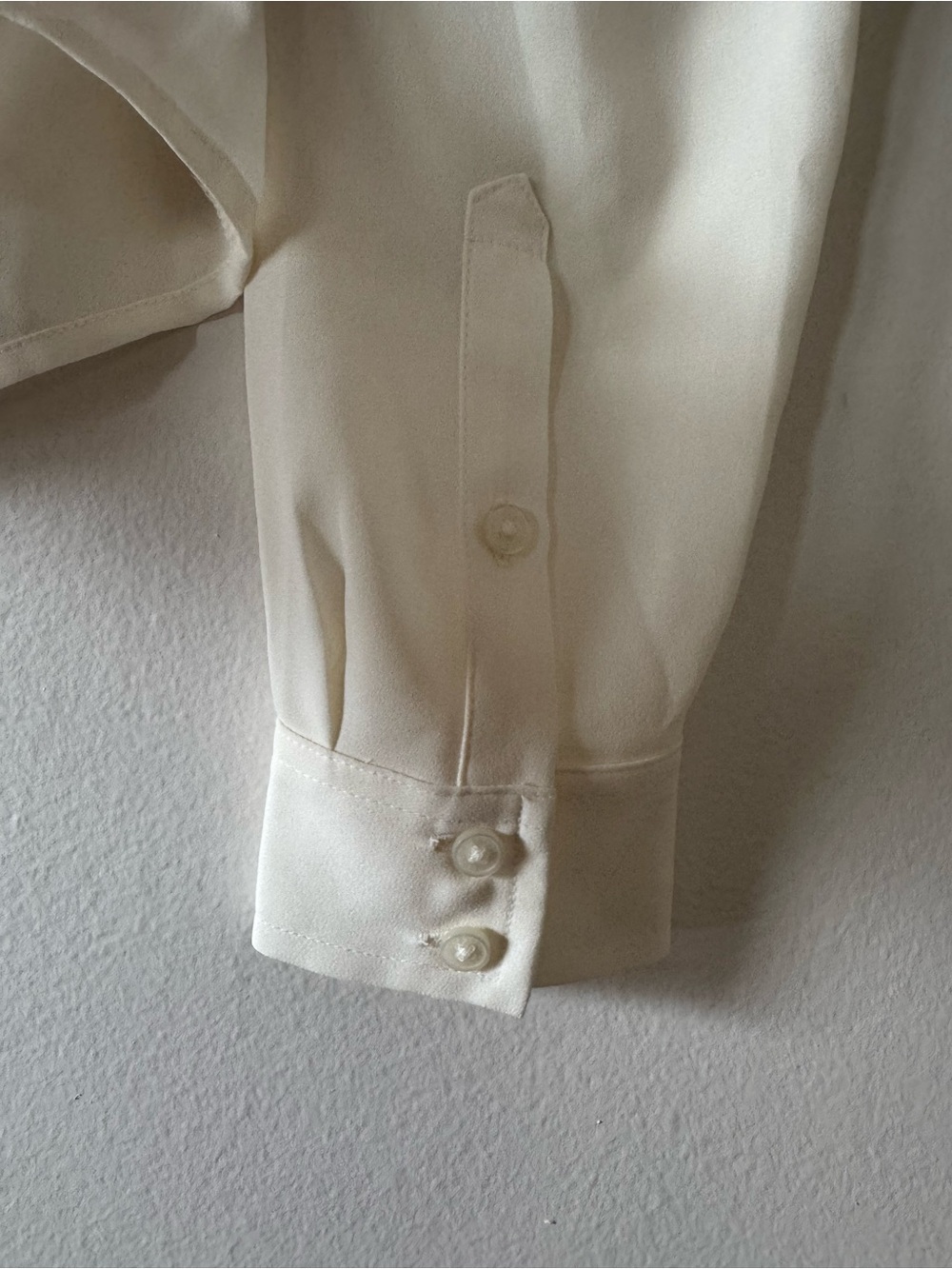 Express Cream Button-Down Long Sleeve Shirt - Picture 5 of 8
